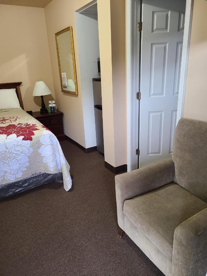 Clarysville Motel Frostburg Extérieur photo