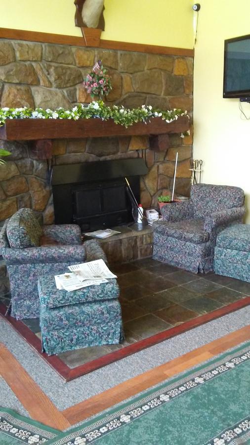 Clarysville Motel Frostburg Extérieur photo